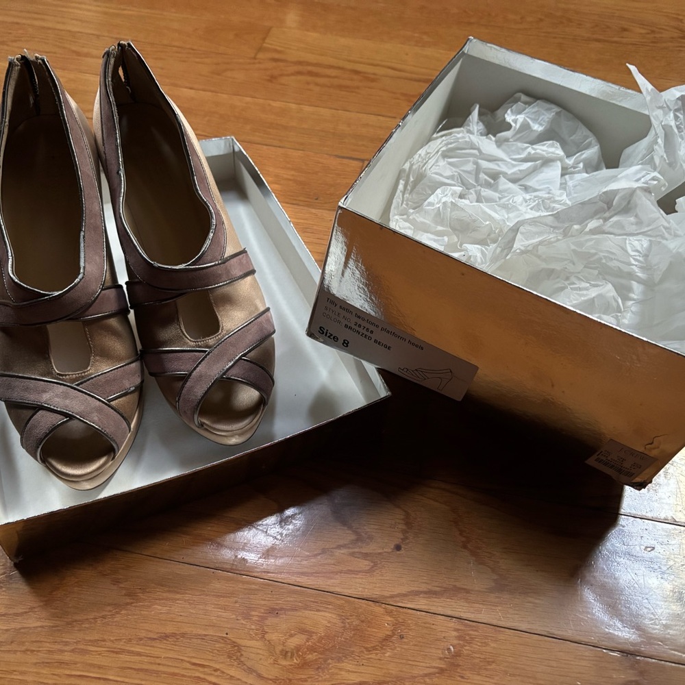 Elegant Brown Peep-Toe Heels